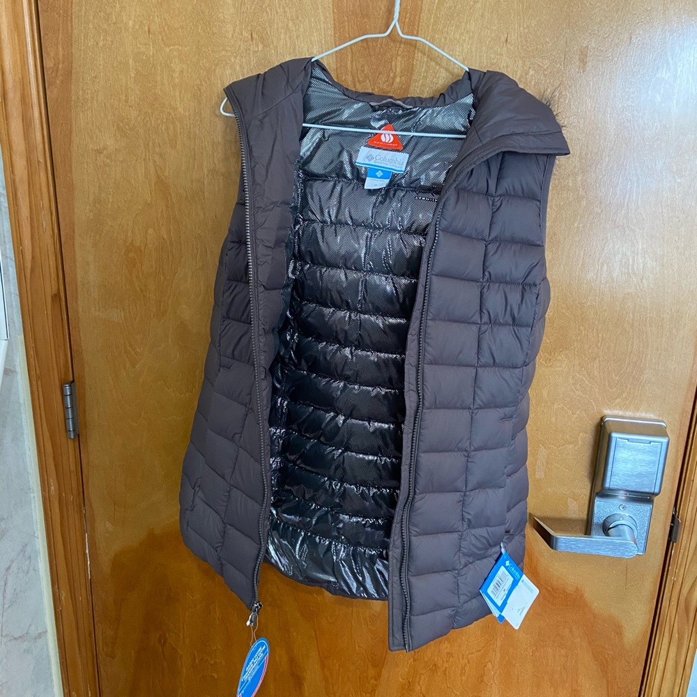 Columbia Women’s Omni Heat Hooded Puffer Vest NWT